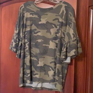 Camo top